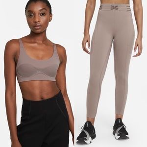 Nike City Ready Toupe Haze/ Iron stone set